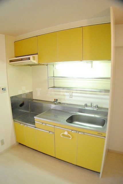 ����2