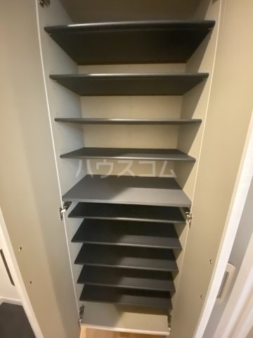 ����19