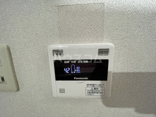 ����13
