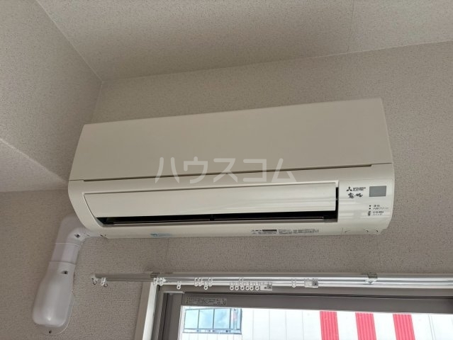 ����11