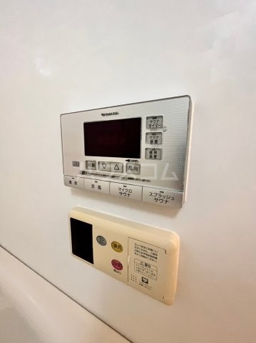 ����22