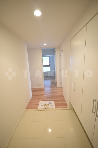����7