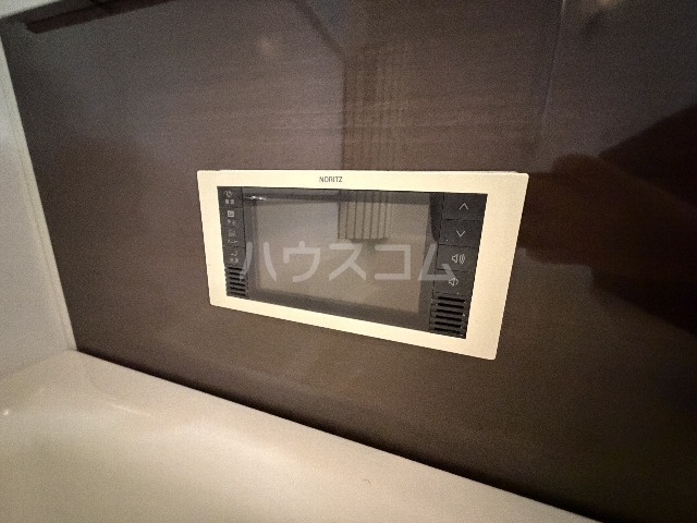 ����24