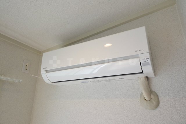����24