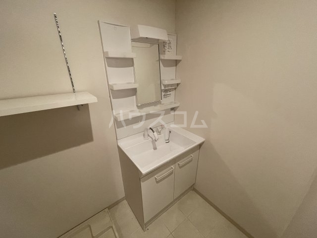 ����5