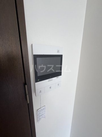 ����8