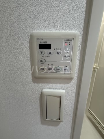 ����14