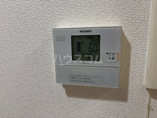 ����22