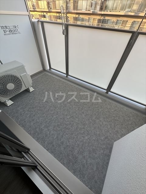 ����10