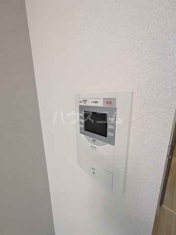 ����10