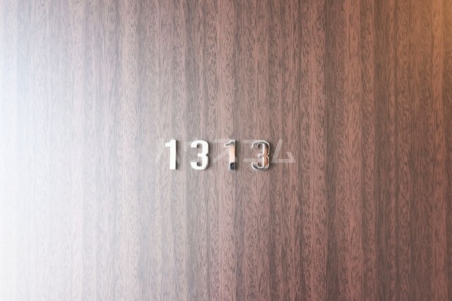 ����24