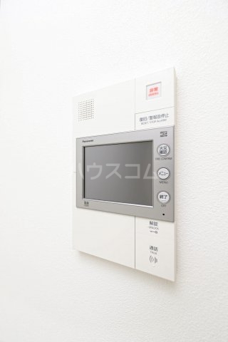 ����10