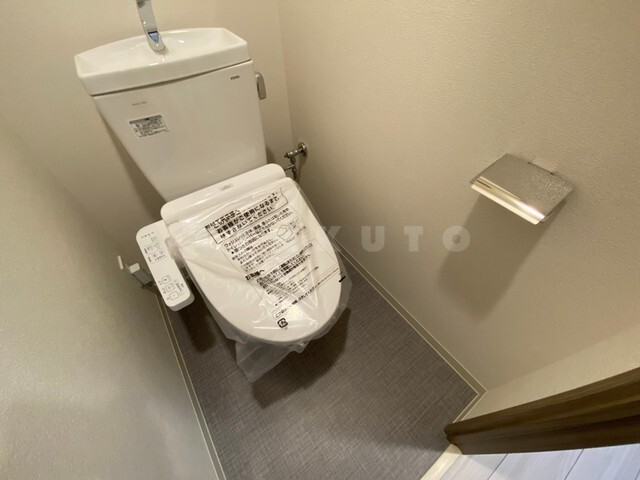 ����5