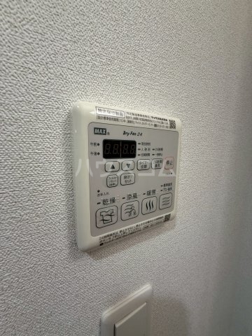 ����14