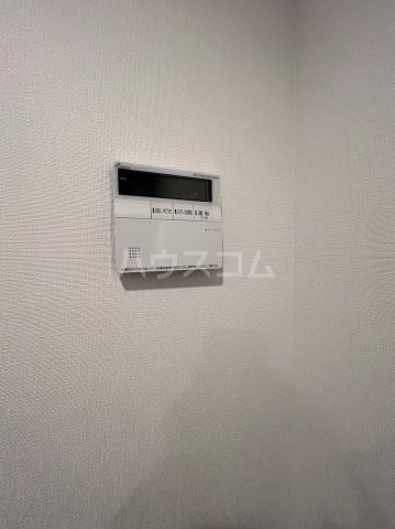����11
