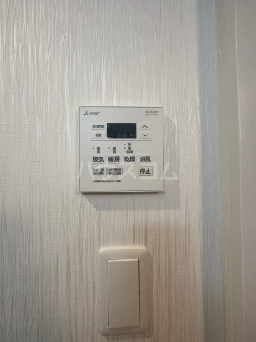 ����27