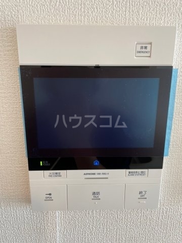 ����11