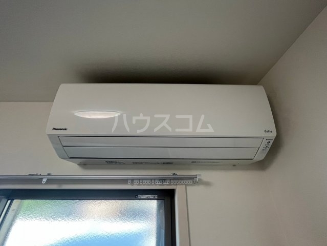 ����14