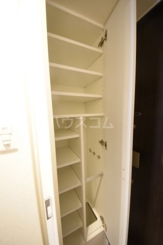 ����14