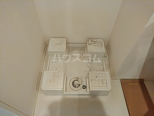 ����7