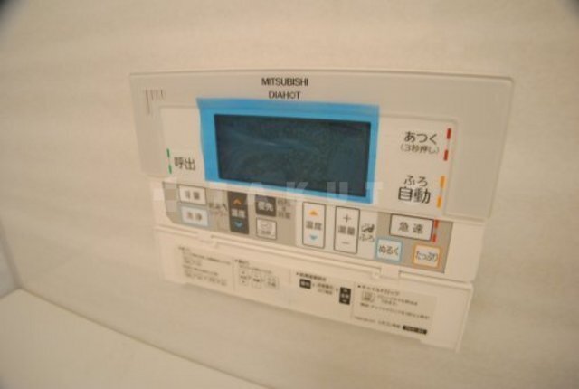 ����10