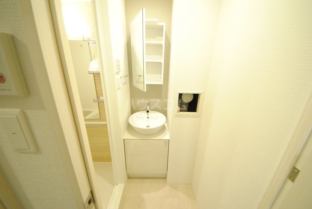 ����5