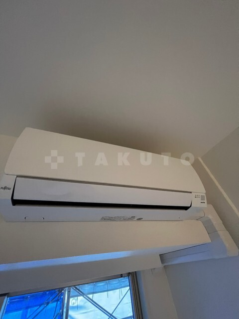 ����10
