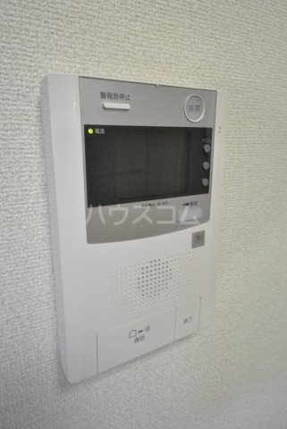 ����10