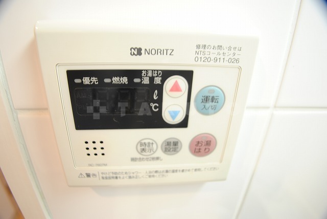 ����11
