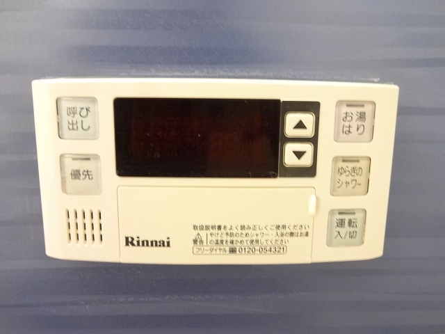 ����11