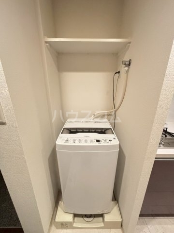 ����14