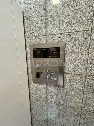 ����14