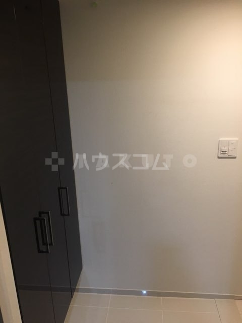 ����6