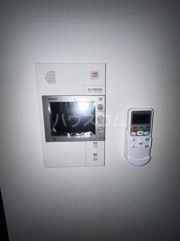 ����7