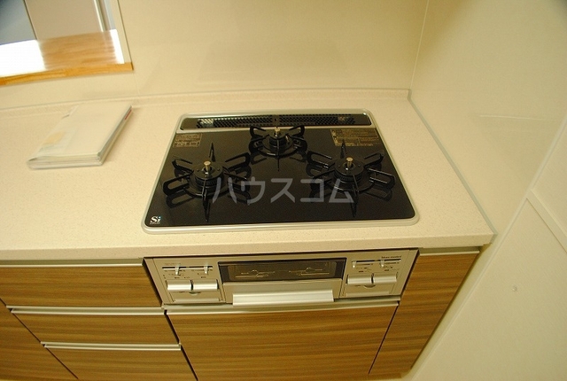 ����22