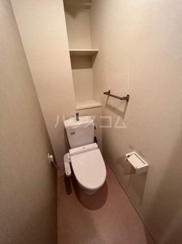 ����4