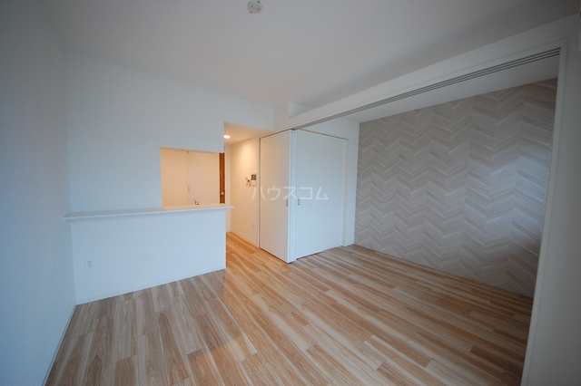 ����1
