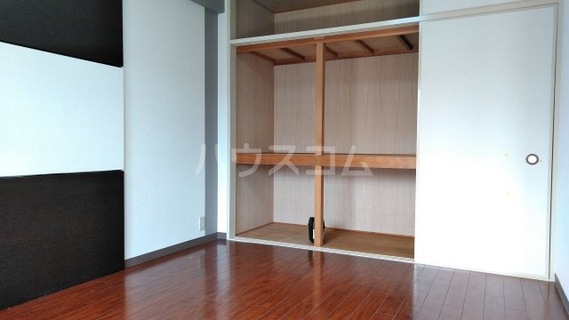 ����6