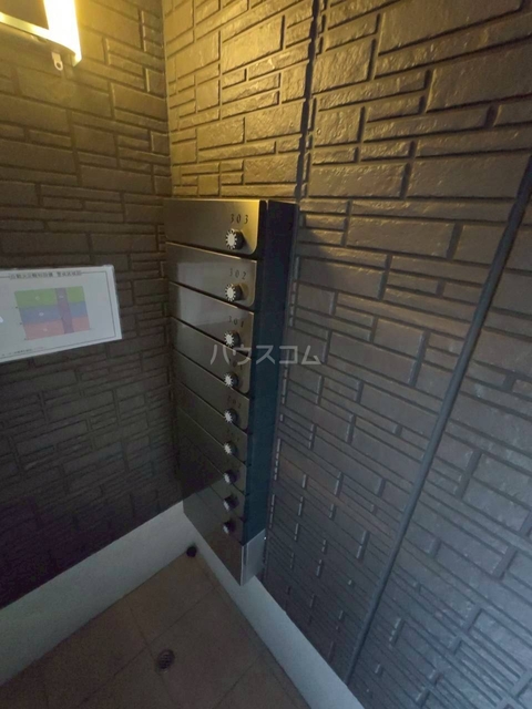 ����27