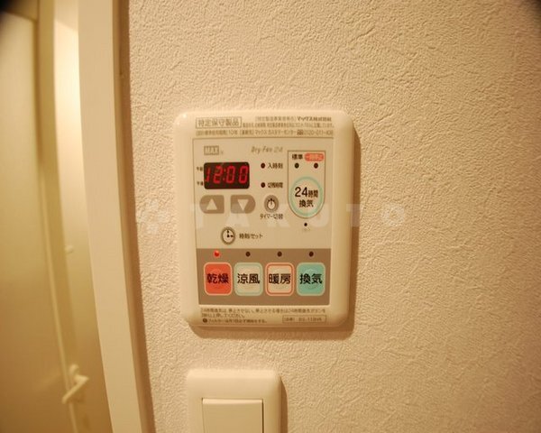 ����7