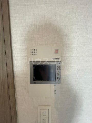 ����10