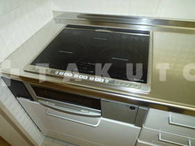����11