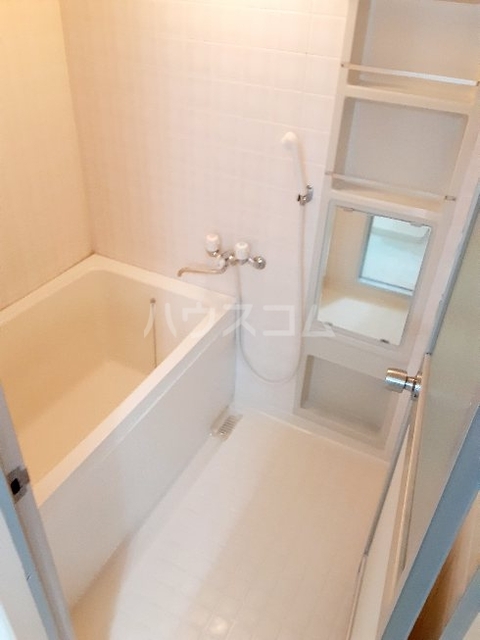 ����8