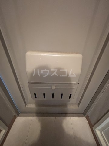 ����19