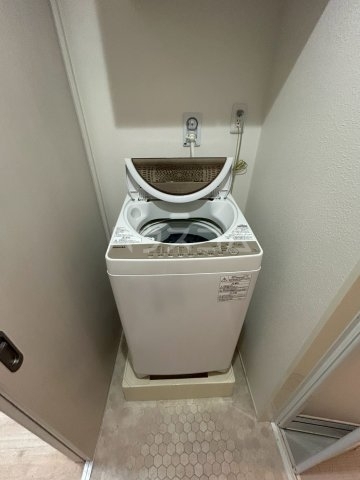 ����19