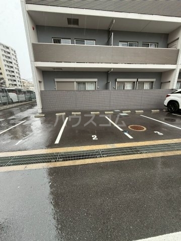 ����11