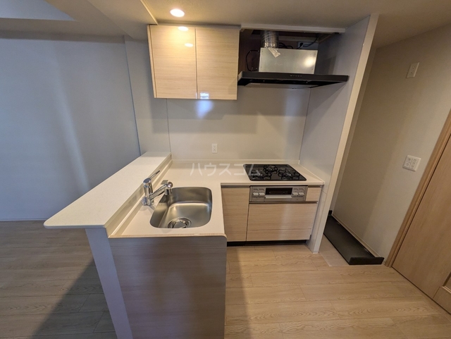 ����2