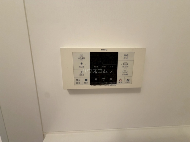����21