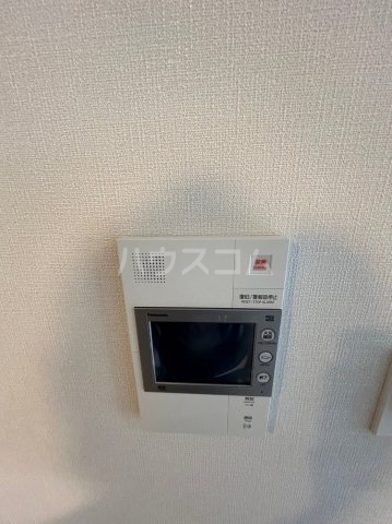 ����11