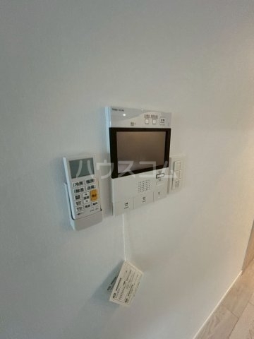 ����8